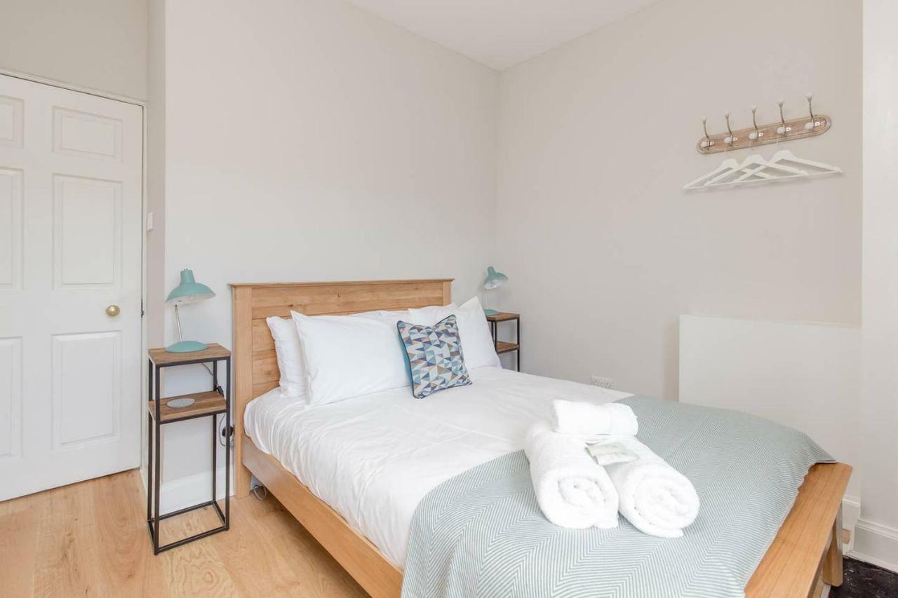 Altido Elegant Georgian 2-Bedrm Apt In Heart Of Old Town Apartment Edinburgh Exterior foto