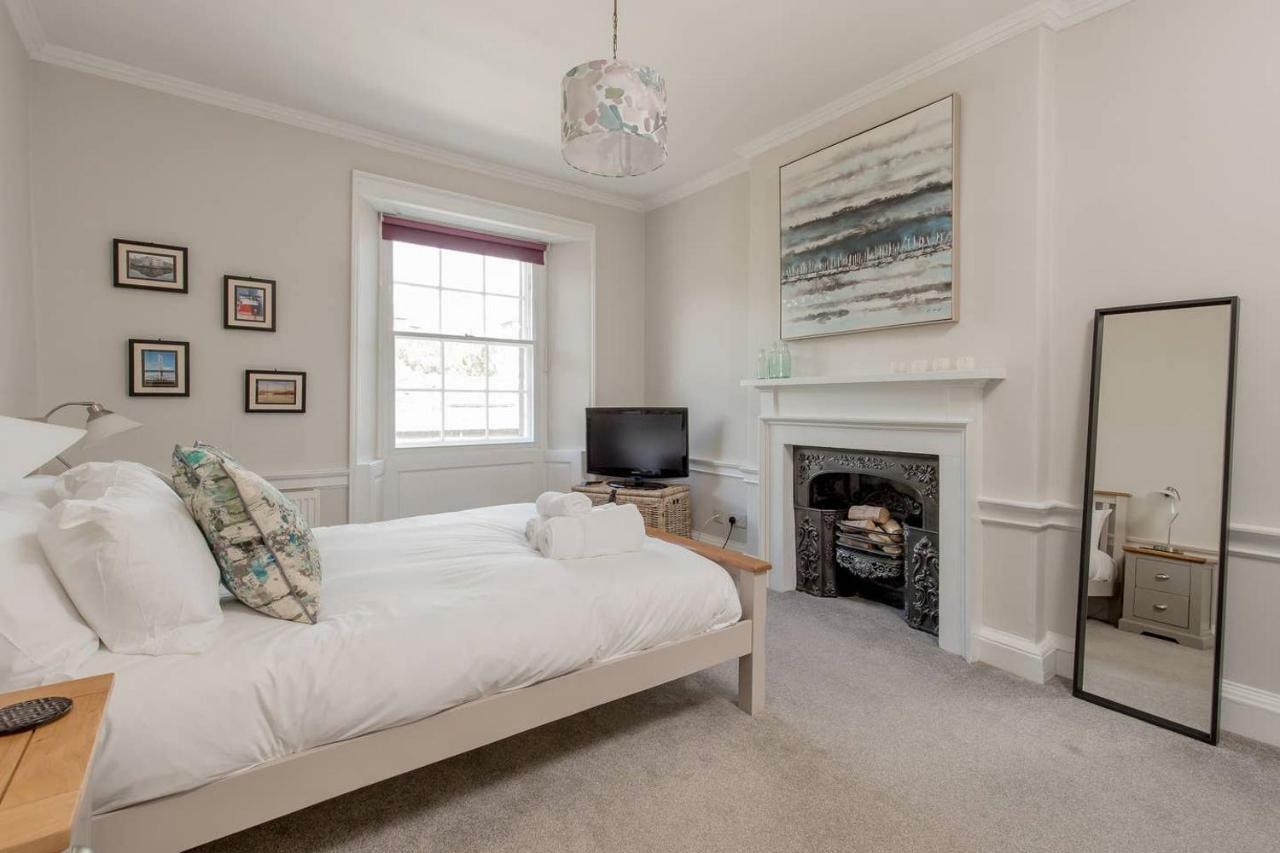Altido Elegant Georgian 2-Bedrm Apt In Heart Of Old Town Apartment Edinburgh Exterior foto